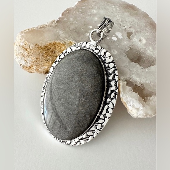 Sheer Obsidian Pendant - Picture 2 of 7